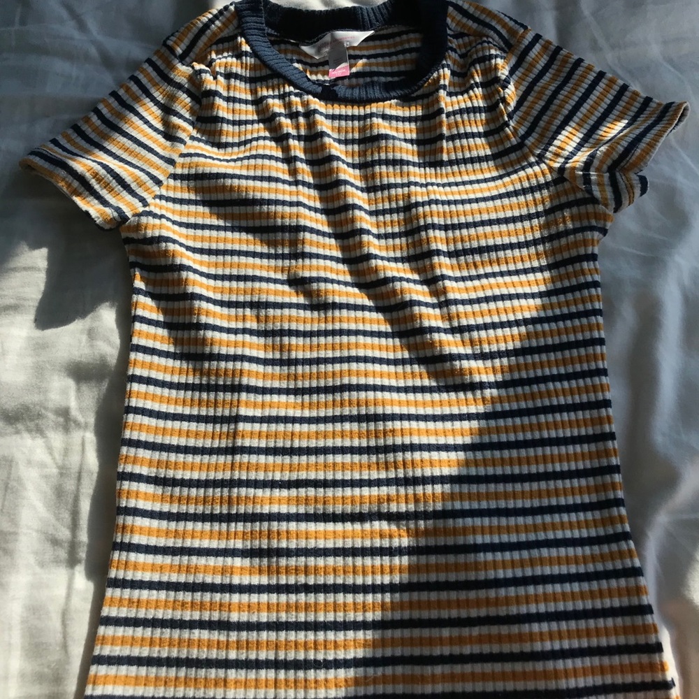 blue and yellow tight t shirt